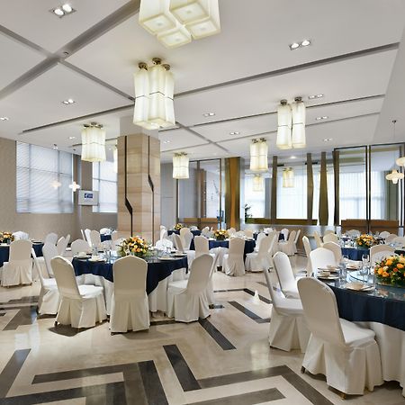 Holiday Inn Express Chengdu Huanhuaxi By Ihg-Near Jinsha Site Musem,Near Wuhou Temple Museum,Welcome Drinks,Free Gym,Free Self-Service Laundry Thành Đô Ngoại thất bức ảnh