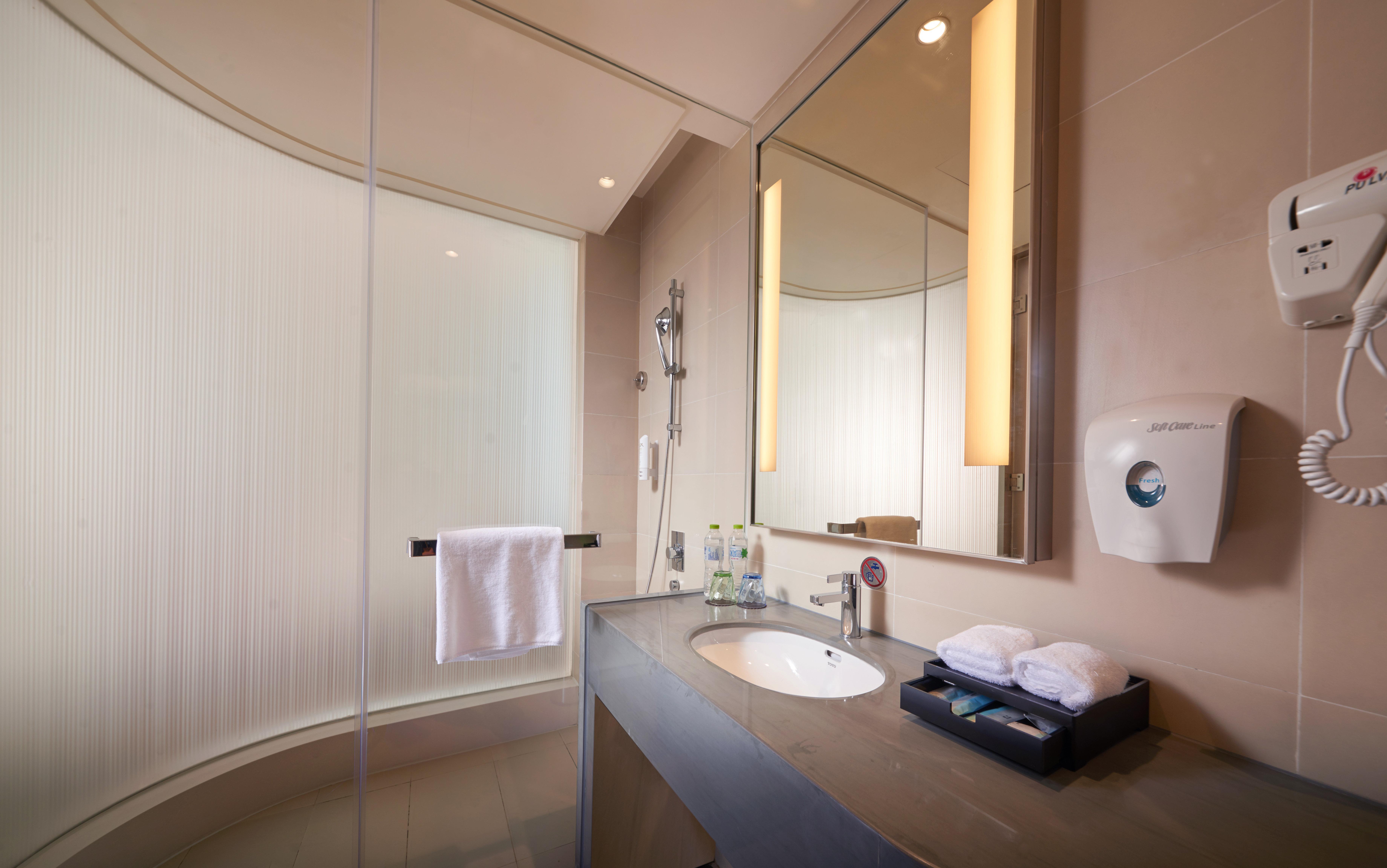Holiday Inn Express Chengdu Huanhuaxi By Ihg-Near Jinsha Site Musem,Near Wuhou Temple Museum,Welcome Drinks,Free Gym,Free Self-Service Laundry Thành Đô Ngoại thất bức ảnh