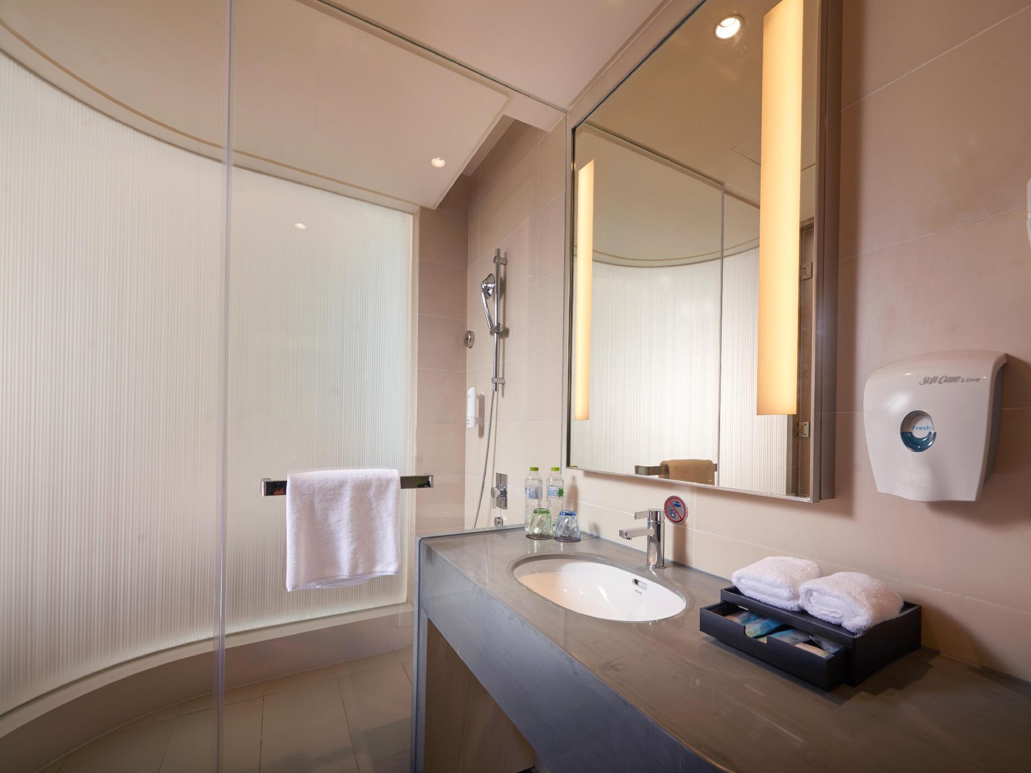 Holiday Inn Express Chengdu Huanhuaxi By Ihg-Near Jinsha Site Musem,Near Wuhou Temple Museum,Welcome Drinks,Free Gym,Free Self-Service Laundry Thành Đô Ngoại thất bức ảnh