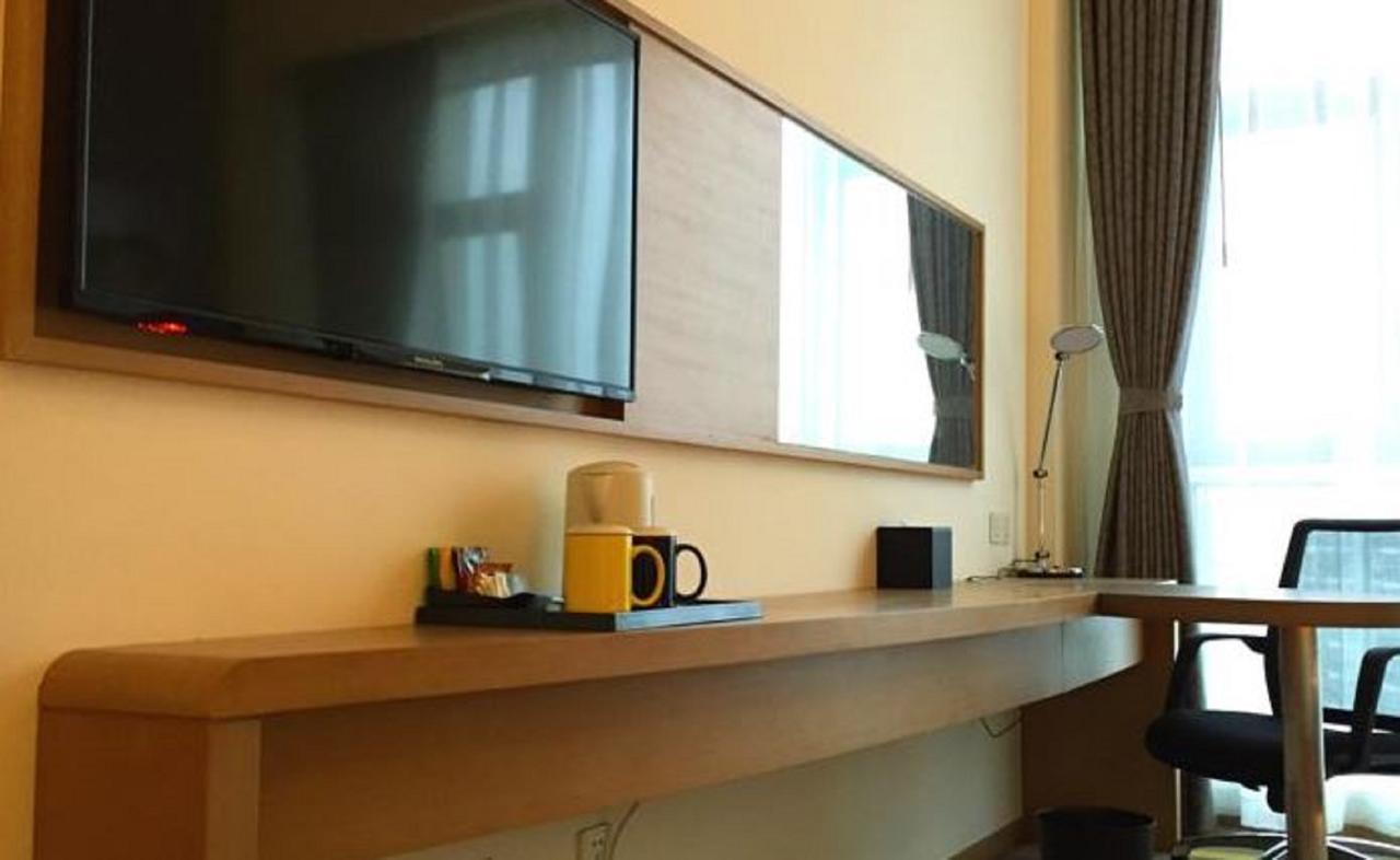 Holiday Inn Express Chengdu Huanhuaxi By Ihg-Near Jinsha Site Musem,Near Wuhou Temple Museum,Welcome Drinks,Free Gym,Free Self-Service Laundry Thành Đô Ngoại thất bức ảnh